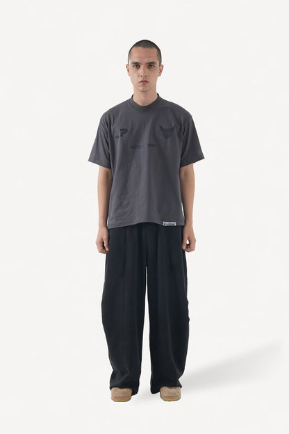 BATTLE FOR THE CROWN TEE GREY