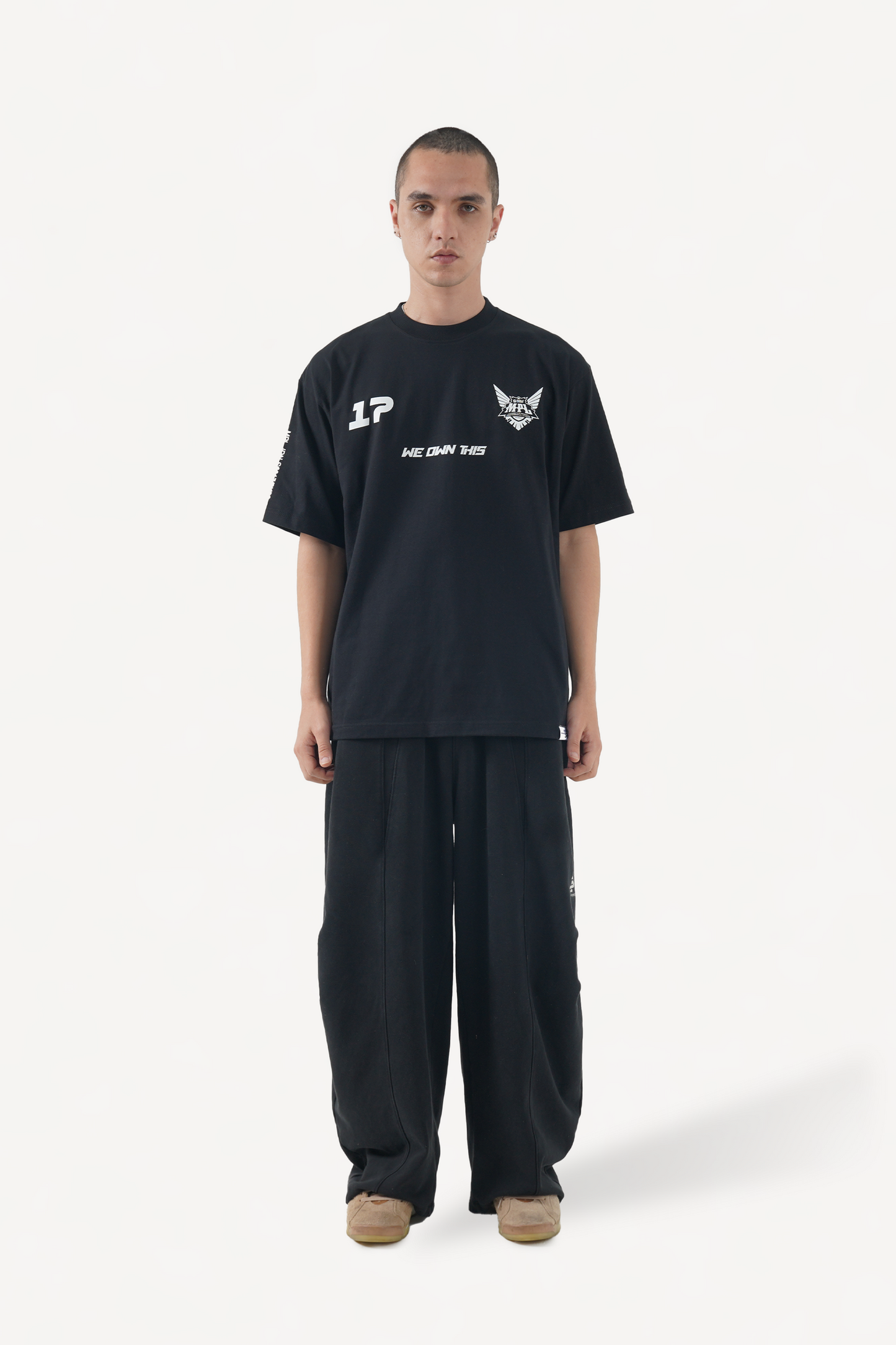 BATTLE FOR THE CROWN TEE BLACK