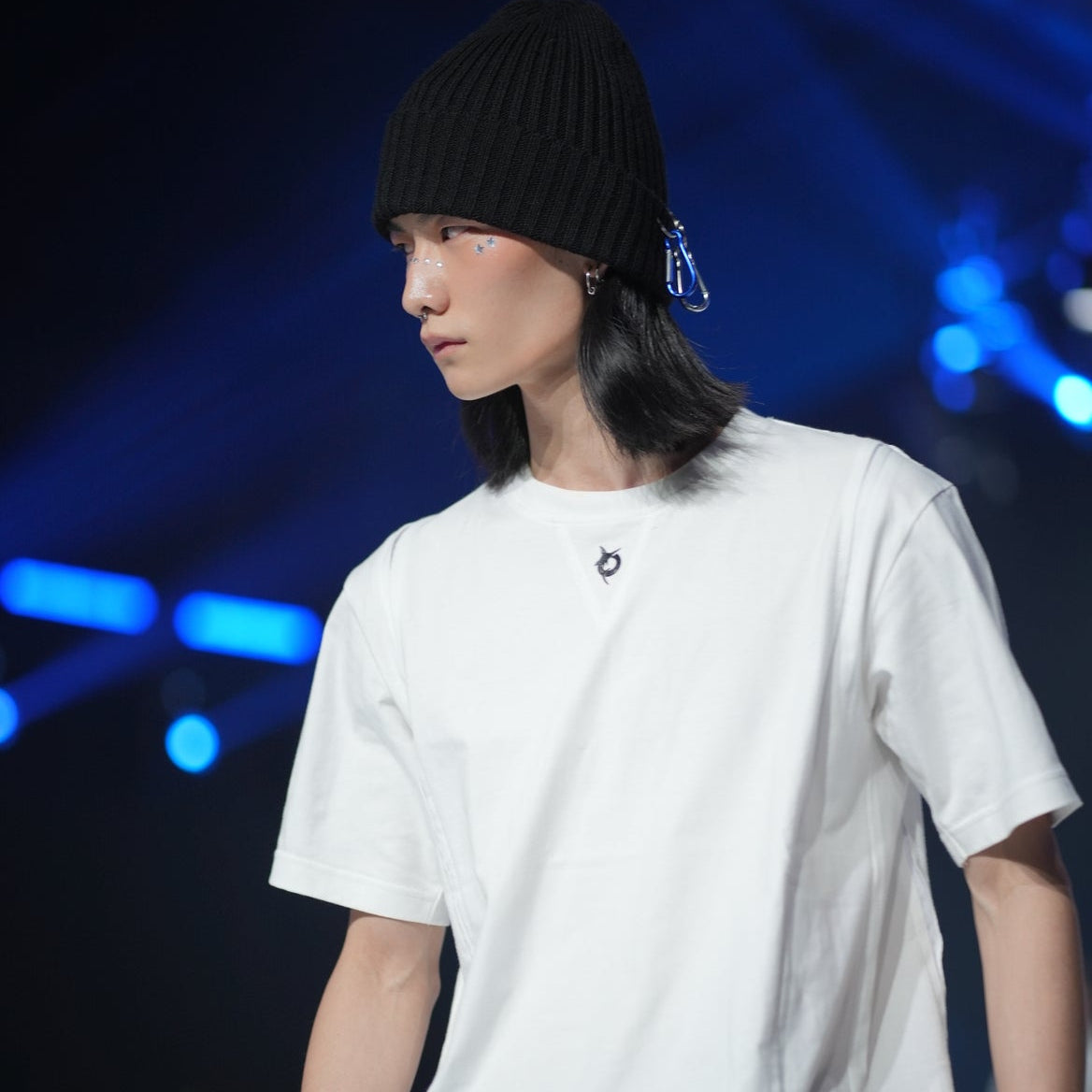 BASIC TEE WITH LOGO - WHITE